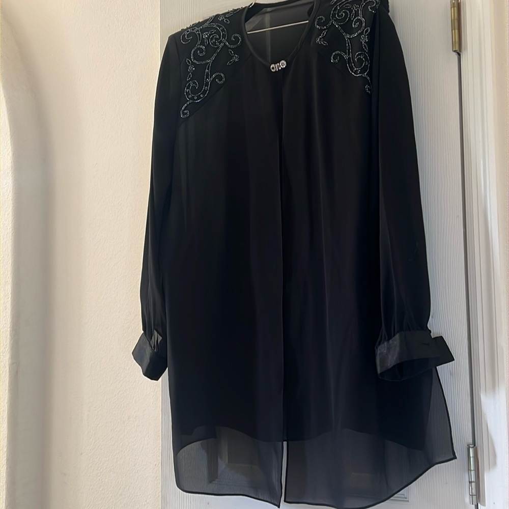 VINTAGE COVER UP